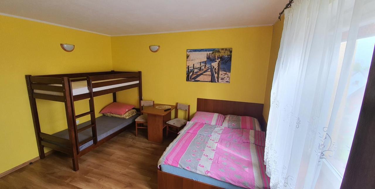 Pokoje Goscinne Pryzmat Wladyslawowo Bagian luar foto
