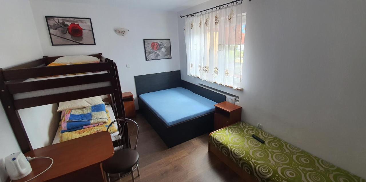 Pokoje Goscinne Pryzmat Wladyslawowo Bagian luar foto