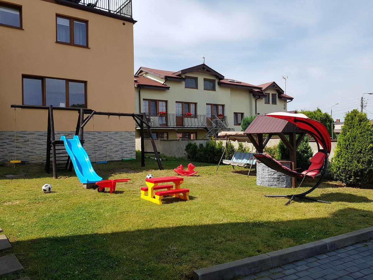 Pokoje Goscinne Pryzmat Wladyslawowo Bagian luar foto