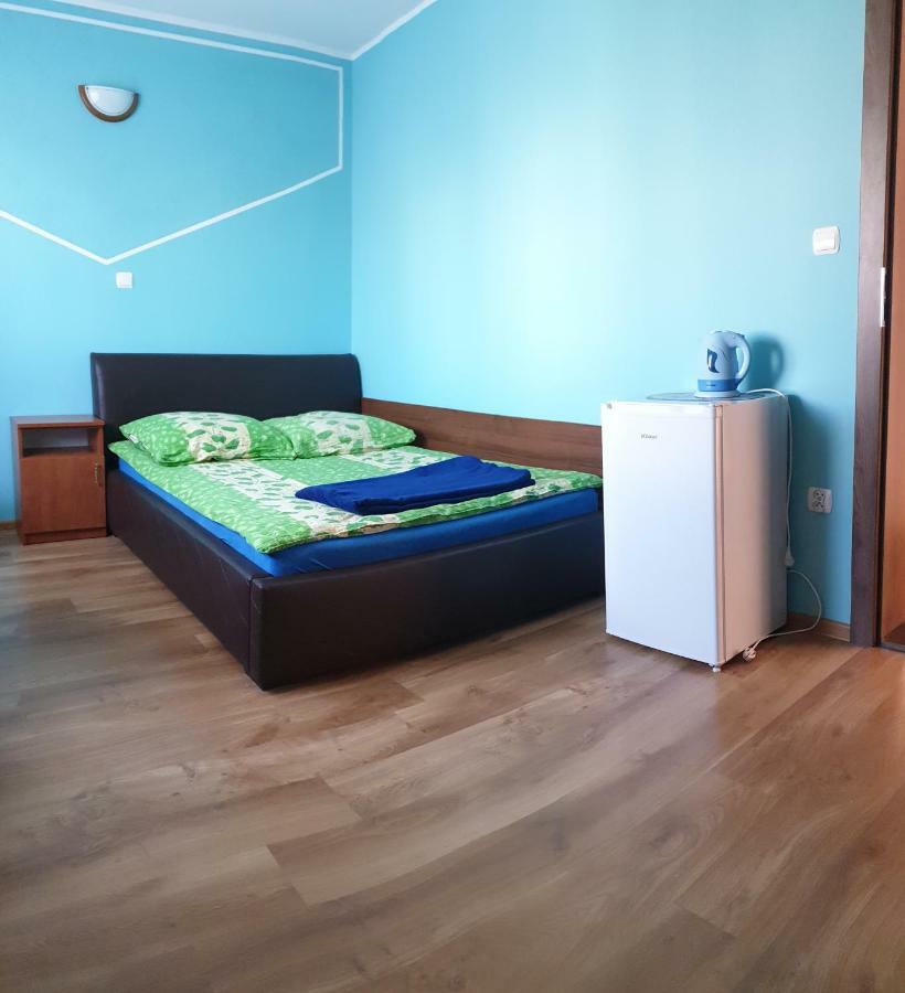 Pokoje Goscinne Pryzmat Wladyslawowo Bagian luar foto