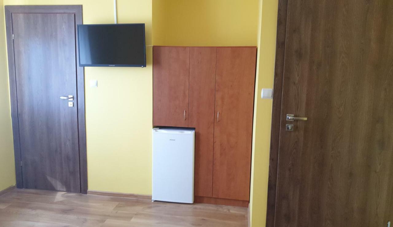 Pokoje Goscinne Pryzmat Wladyslawowo Bagian luar foto